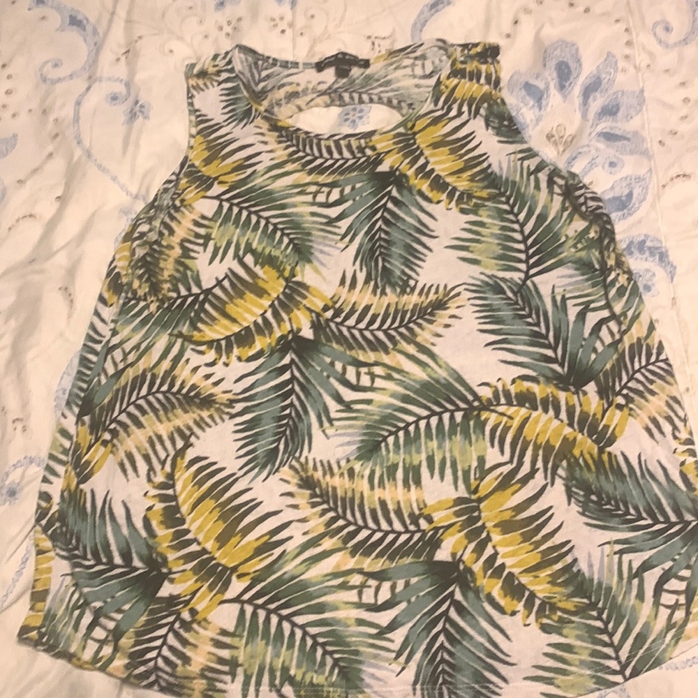 Cable & gauge women’s tank